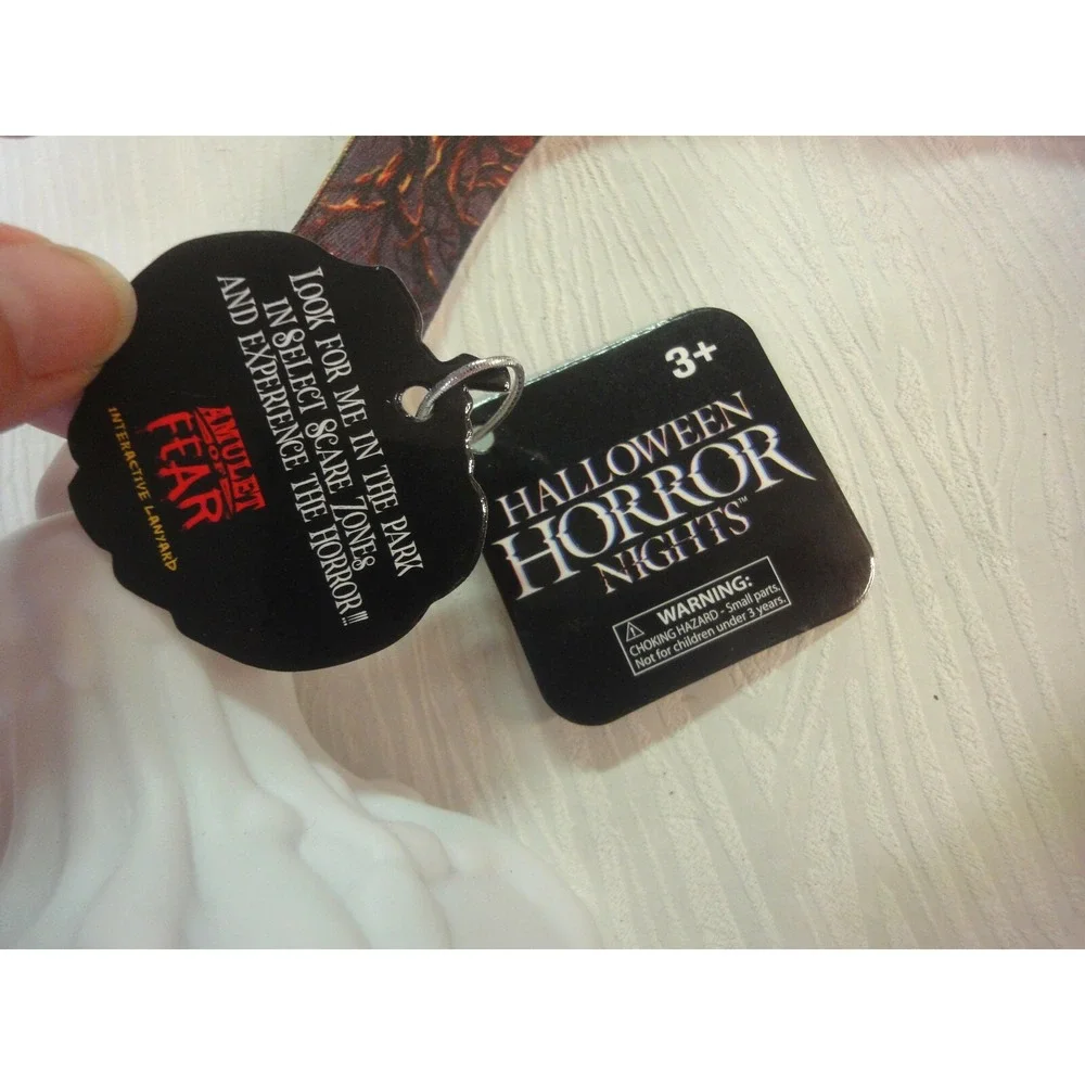 Universal Studios Halloween Horror Nights‎ Lanyard with lightup candle skull NEW